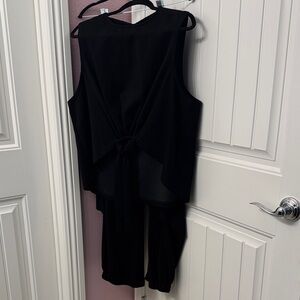 Elegant Black Sleeveless Jumpsuit